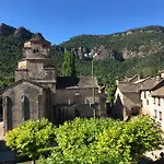 公寓 Turisticos San Juan De La Pena Santa Cruz de la Serós