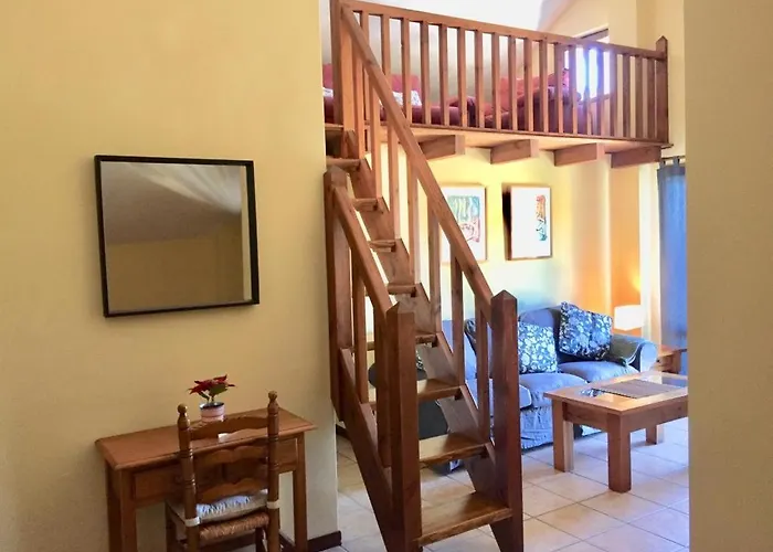 Turisticos San Juan De La Pena * Санта-Крус-де-ла-Серос