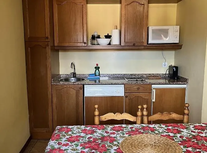 Апартаменты Turisticos San Juan De La Pena