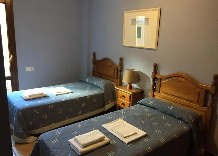 Turisticos San Juan De La Pena Санта-Крус-де-ла-Серос